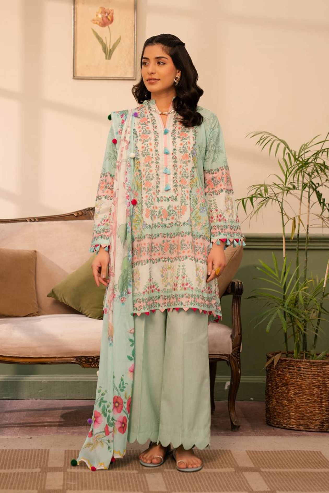 Mint Raiha Premium Printed Lawn 3PC