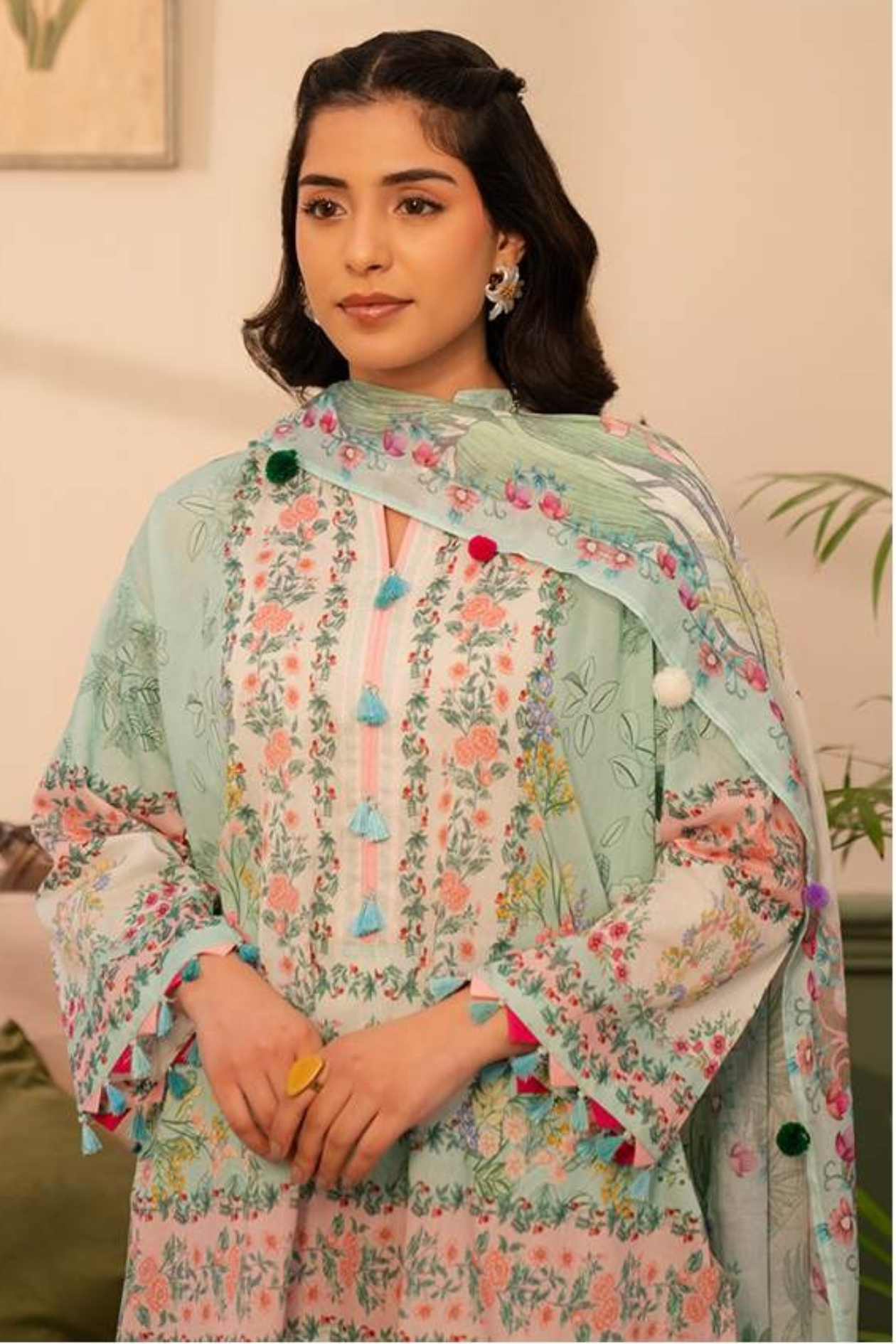 Mint Raiha Premium Printed Lawn 3PC