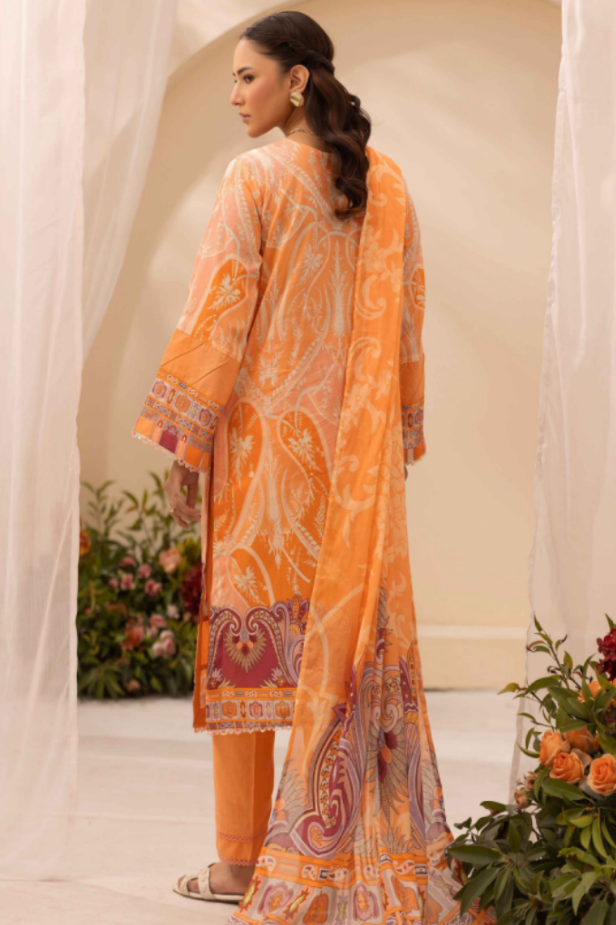 Amber Raiha Premium Printed Lawn 3PC